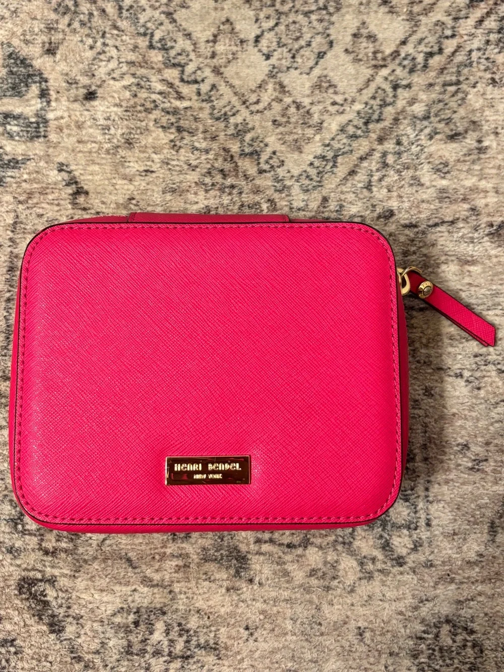 Henri Bendel Hot Pink Jewelry Travel Case